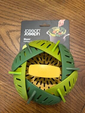 Joseph Joseph Bloom‎ Folding Steamer - Green